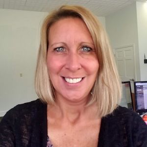 Meet your Posher, Dana